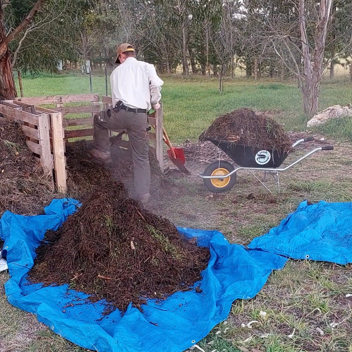 Workshop: Hot Compost Making for a Thriving Soil Foodweb